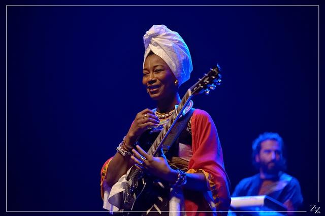 NIK_990084 Fatoumata Diawara 31-01-2019 (Zz) (p).jpg